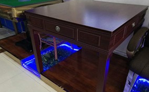 贡觉麻将桌