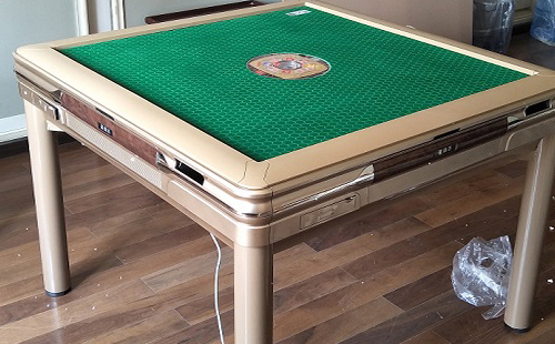 棋牌室贡觉贡觉麻将机实拍展示